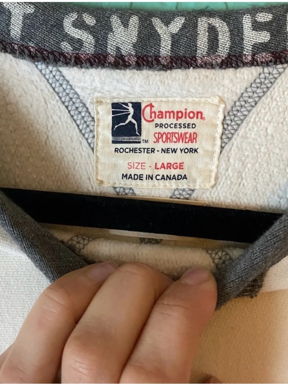 Vintage Champion x T Snyder   Two-Tone Crewneck